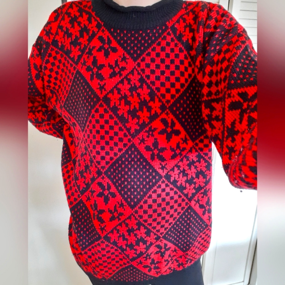 Vintage 80's red and black patterned floral Stefano sweater